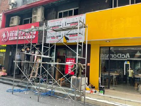 宜黄制作广告招牌如何避免它发黄？